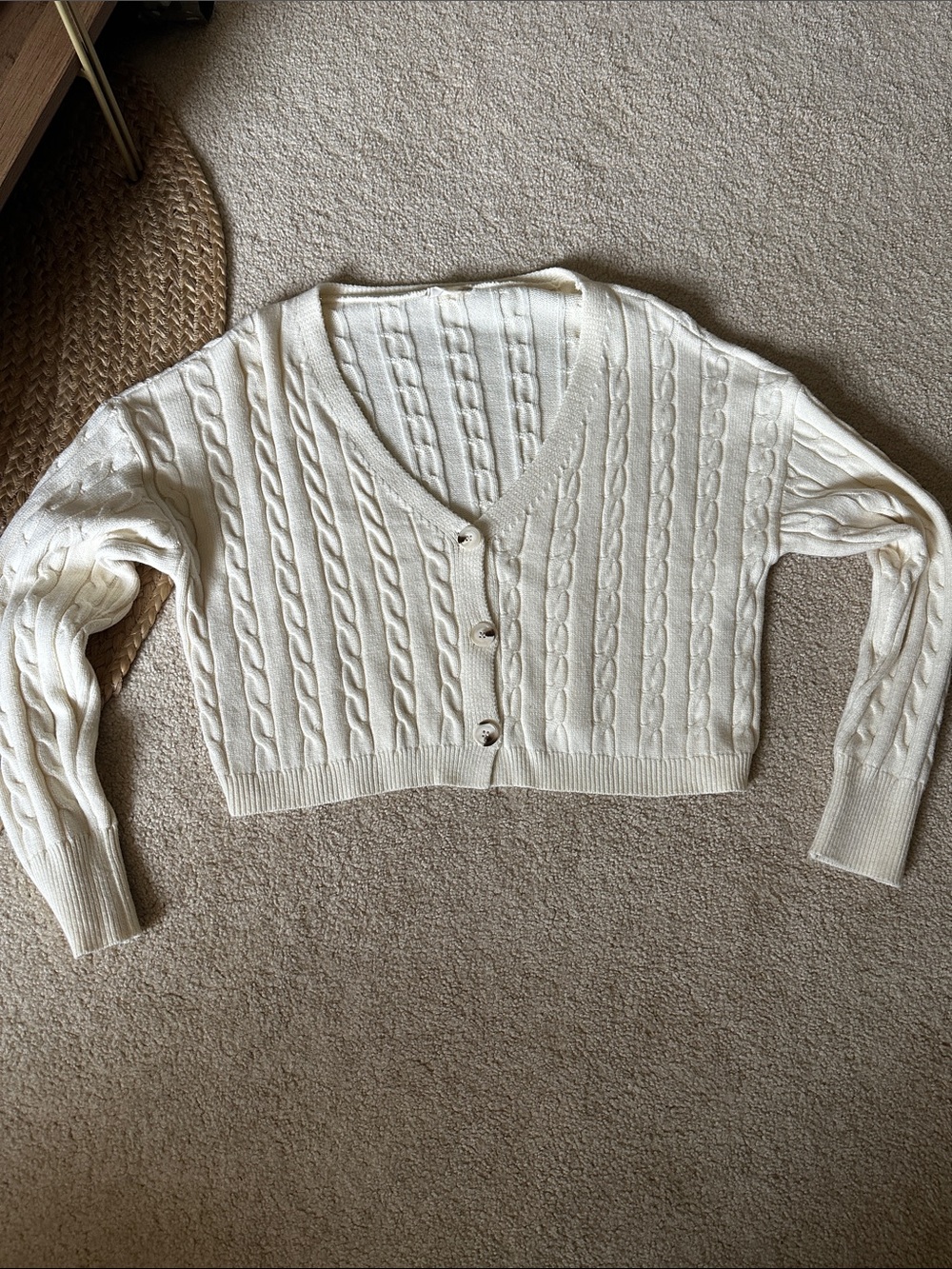 Cropped Cable Knit V-Neck Cardigan Sweater - Cream